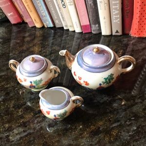 Japanese Porcelain Tea Set